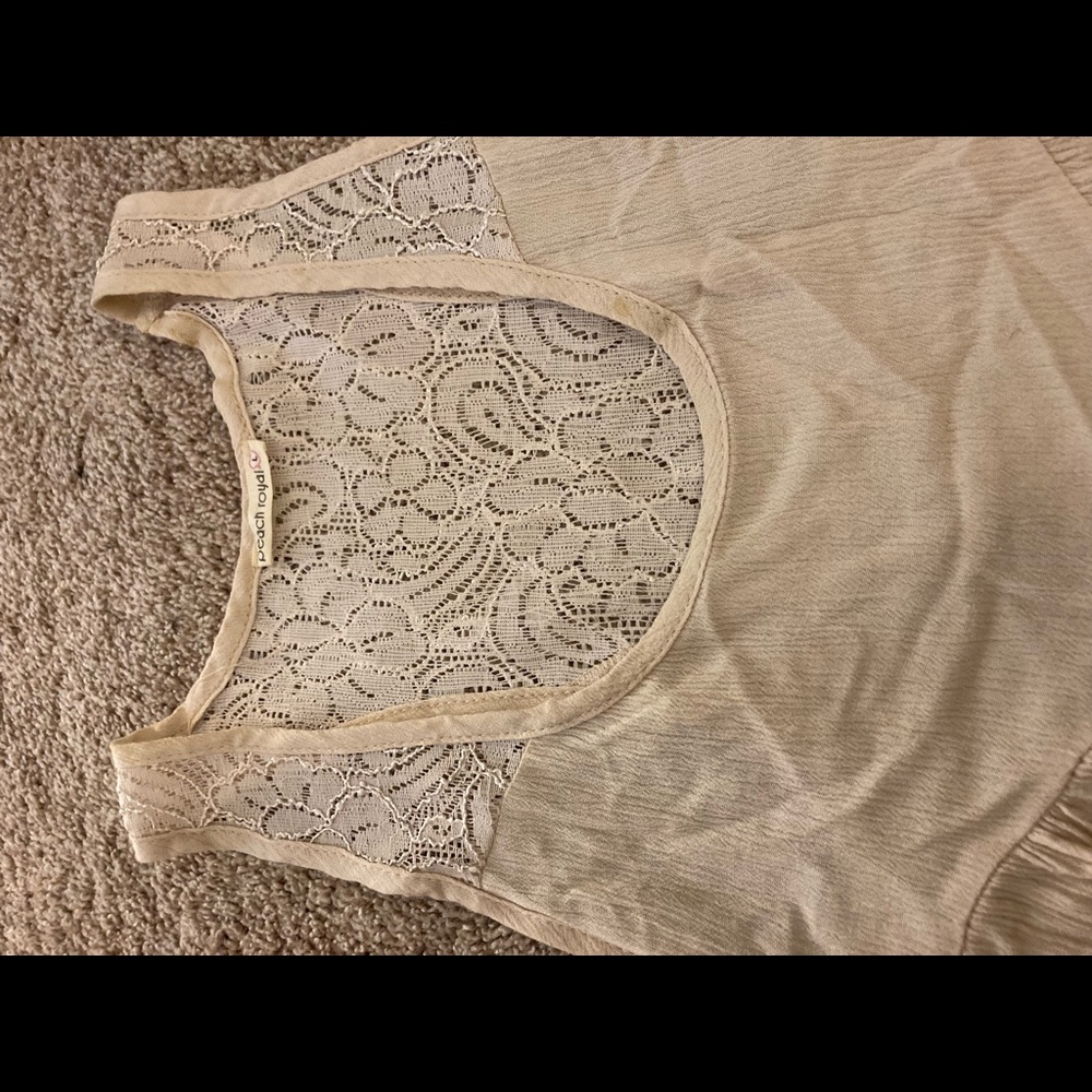 Ivory Cropped boho tank w/lace